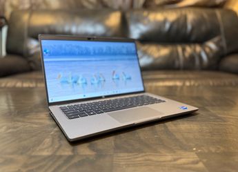 DELL Latitude 5440 14” inches Core i5 13th gen 16GB RAM 512GB SSD Windows 11 laptop computer