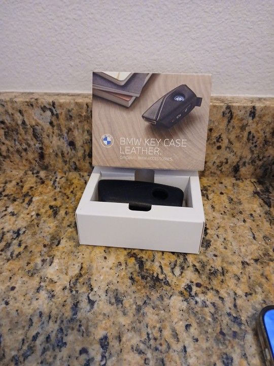 GENUINE BMW LEATHER KEY CASE HOLDER