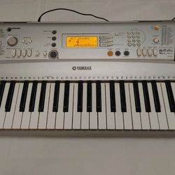 Yamaha Ypt300 Digital Electric Keyboard 