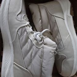 Women's Boots Eddie Bauer New Size 10 Warm Lined Cushioned Sock Durable