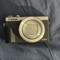 Canon G7x Mark III