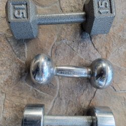 (2) 10 Lbs (1) 15 Lbs Dumbbells mismatch 
