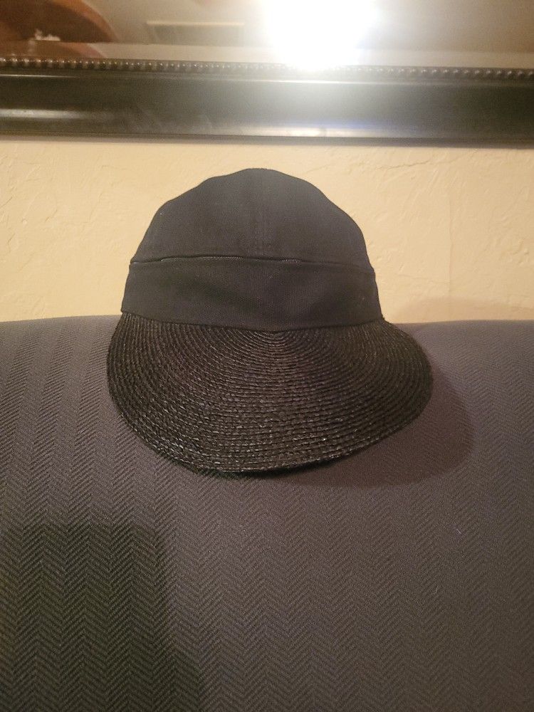 Helen Kaminski Convertible Zippered Hat To Sun Visor; Black