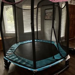 LOL Surprise  Enclosed Trampoline With 7’ Safety Net