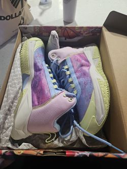Moolah girl shoes