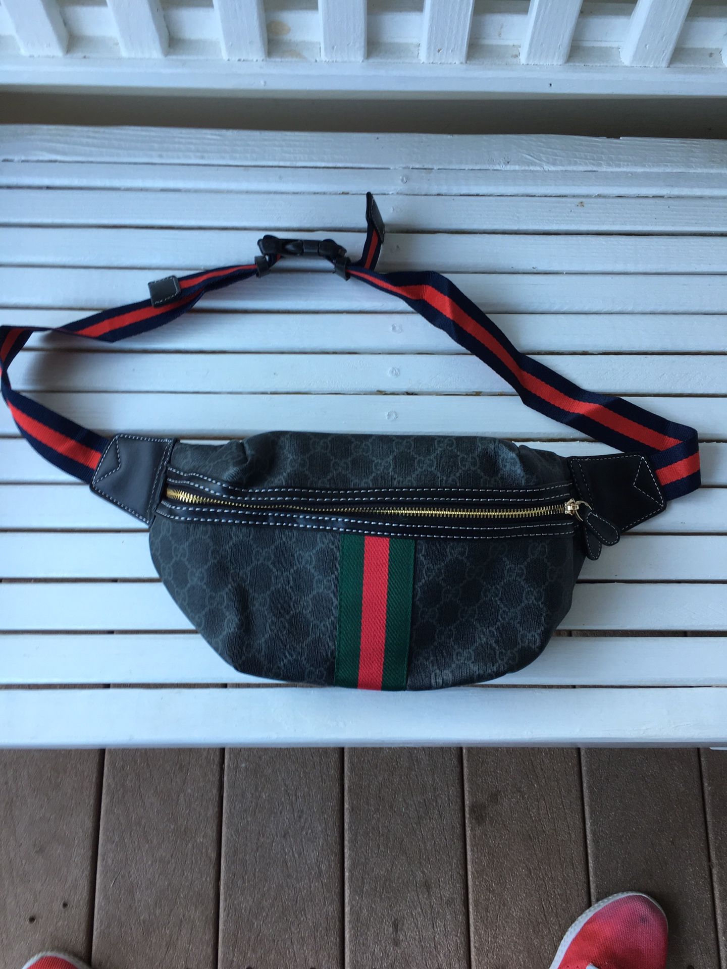 Fanny pack / Crossbody bag