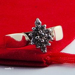14K Yellow Gold Genuine Diamonds Cluster Ring Size 7.5 - Solid Gold!/ Anillo de Oro con Clúster de Diamantes Genuinos! 👌🎁Post Tags: Anillo de Oro