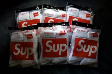 supreme socks