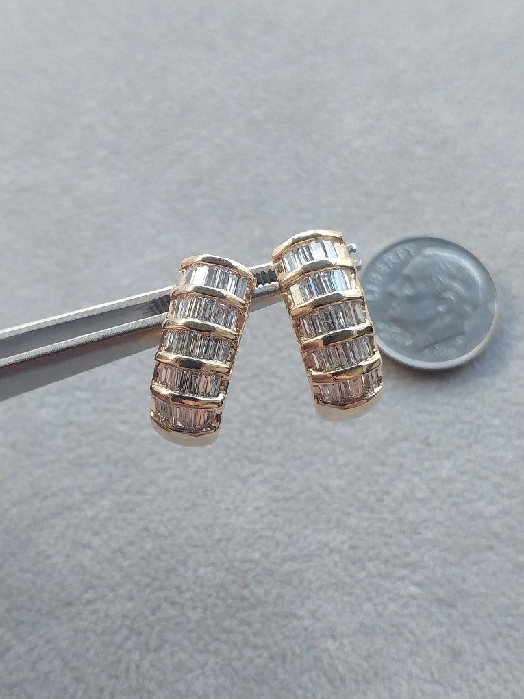 Gold and Baguette Diamond Earrings 💎