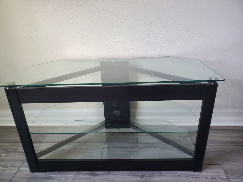 TV Stand & Entertainment Center