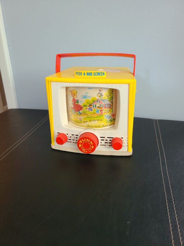 Vintage 1965 Fisher Price Peek a Boo Screen Music Box Mary Had a Little Lamb