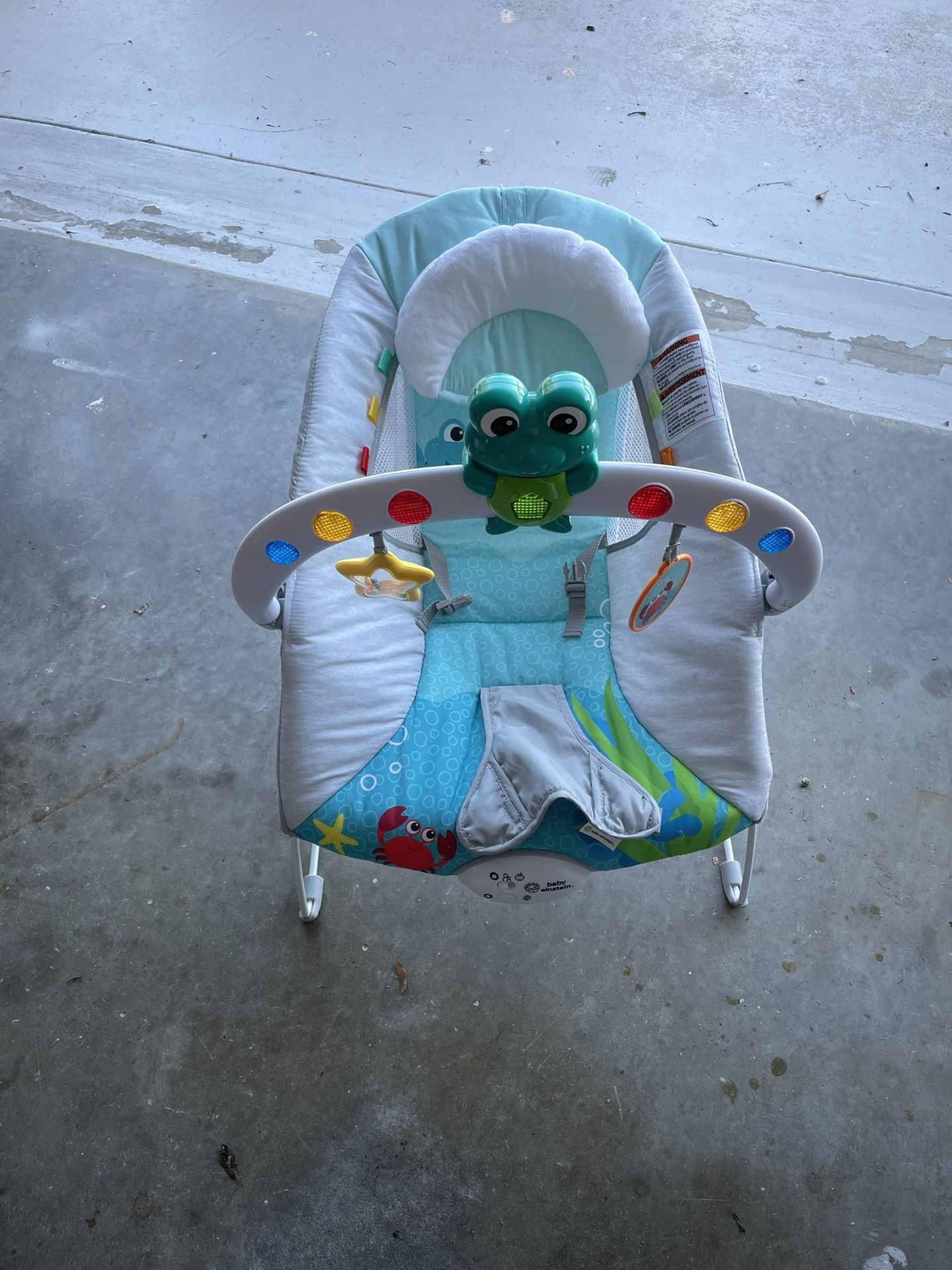 Barely Used Vibrating Baby Bouncer