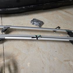 Yakima Whisper Through Bar Roof Rack Pair
