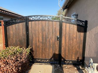 Gate