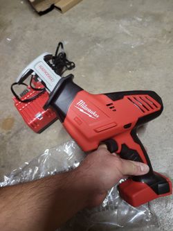 Milwaukee Hackzall M18