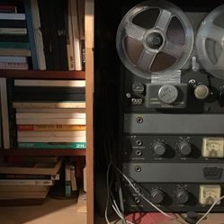 Robert 990 Stereo Tape Recorder.    Vintage