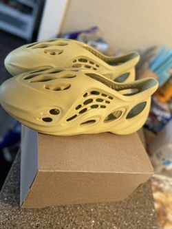 Yeezy Foam Runners Sulfur Size 13 Brand New