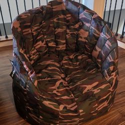 Bean bags - Big Joe and Lounge & Co.