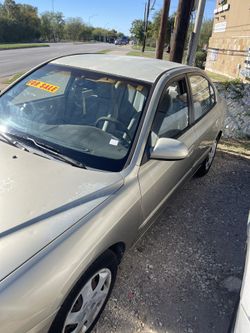 2005 Hyundai Elantra