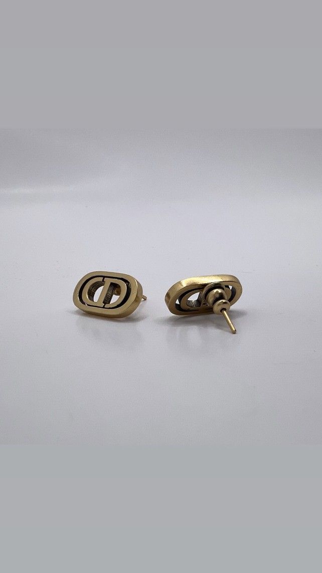Earrings $25