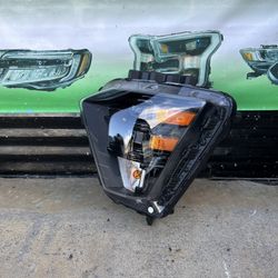 2024-2025 Hyundai Kona Headlight Oem 