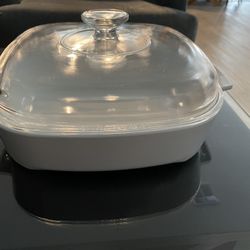 Corningware White 10”x10”x2” Casserole With Lid