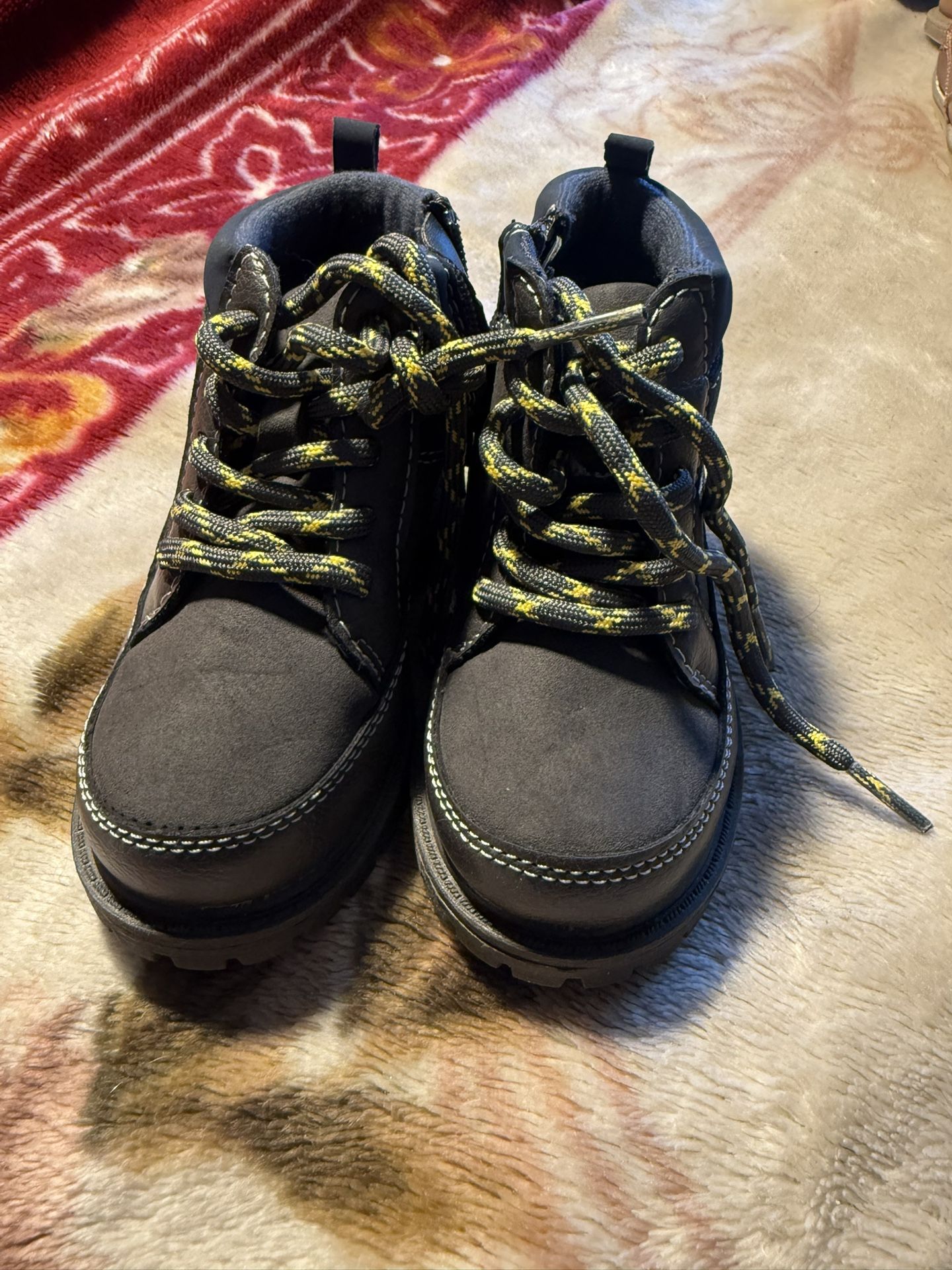 $20 Carter's Unisex-Child Trail Hiking Boot Gray Toddler size 7M