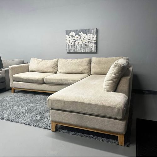 Sectional couch