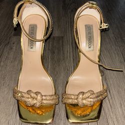 gold heels 