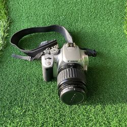 Canon Rebel XTi DSLR Camera with Lens EF 35-80mm 1:4-5-6