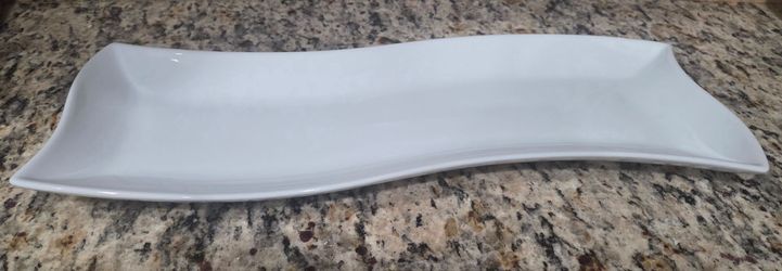 White serving platter set