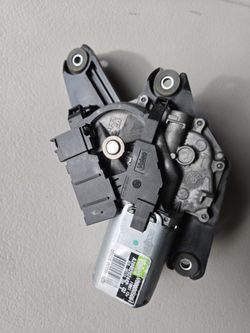 Mercedes-Benz GLK350 Glass Windshield Wiper Motor Rear 2010-2015 OEM