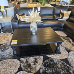Large Coffee Table $$$398