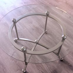 2 Tables