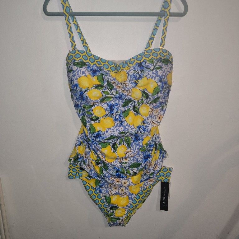 La Blanca-New With Tags, Womens Floral, 2 Piece Bikini Swimsuit