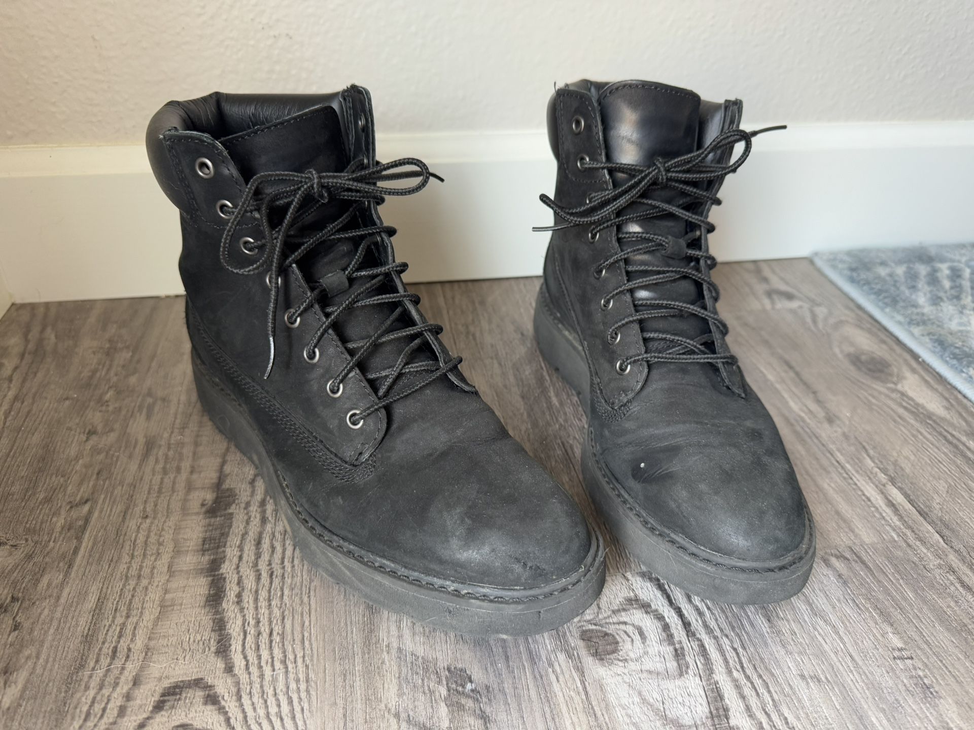 Timberland Boots - Size 9