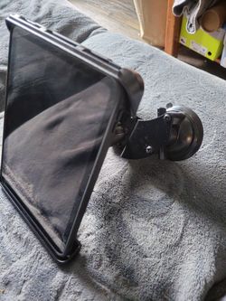 GLASS MOUNT FOR IPAD/TABLET