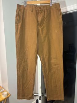 Nike Mens Sz 32x32 Club Chino Pants Light British Tan Straight Leg FZ5770-281