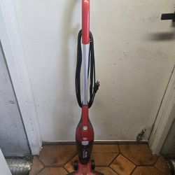 Dirt Devil Vacuum sweeper