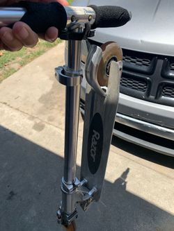 Razor scooter 25$
