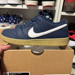 Nike SB Dunks - 9.5