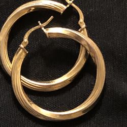 Hoop Earring 
