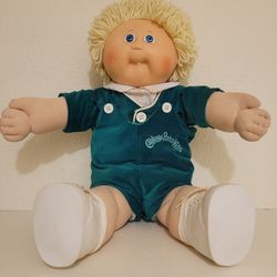 Cabbage Patch 1986 Xavier Roberts Blonde Hair Blue Eyed Tooth Velvet Suit Diaper