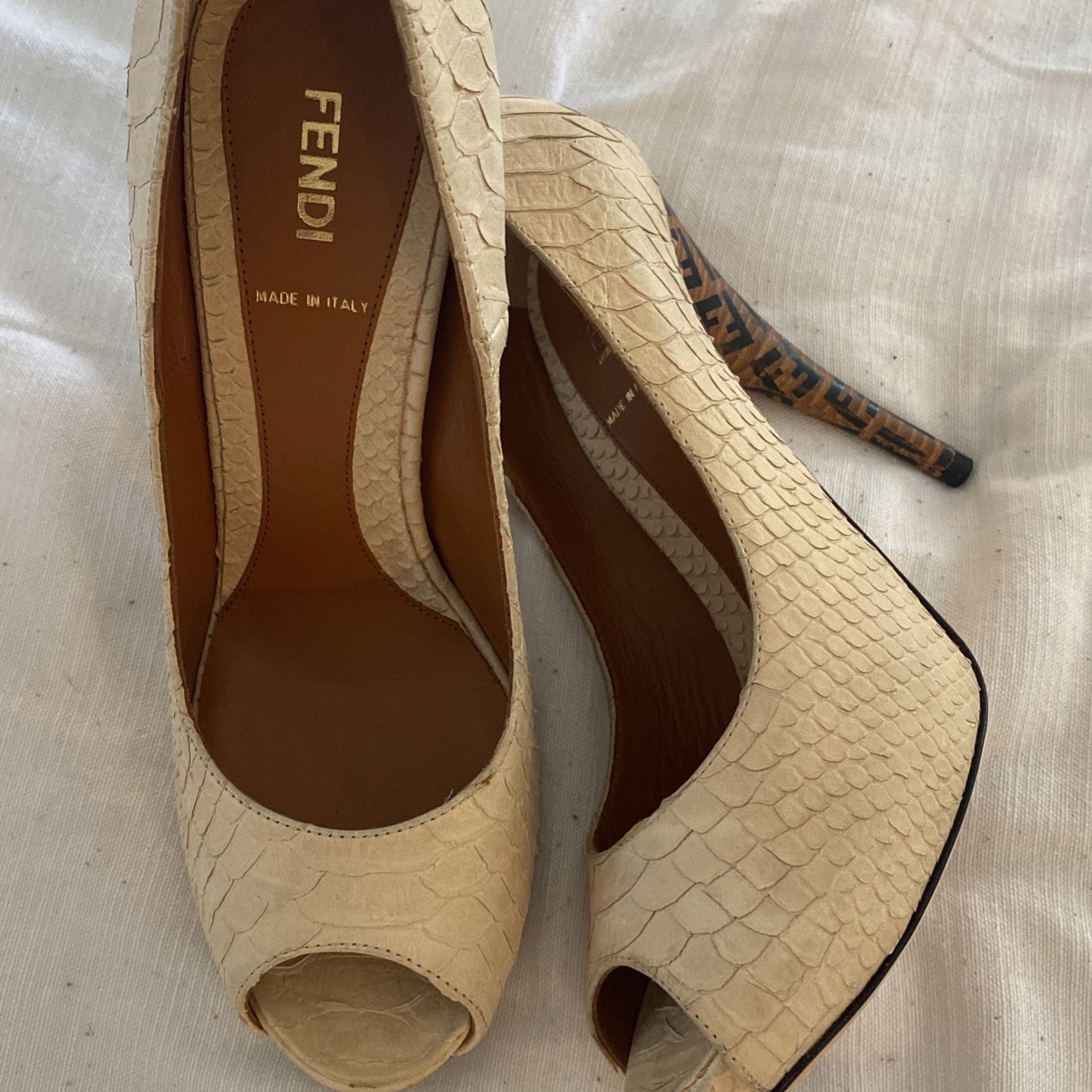 Fendi Zucca Pumps Size 38