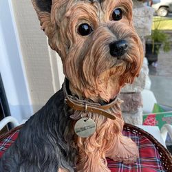 Decrotive Dog Statue