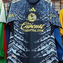 DEPORTES USA (SOCCER) SPORTS STORE