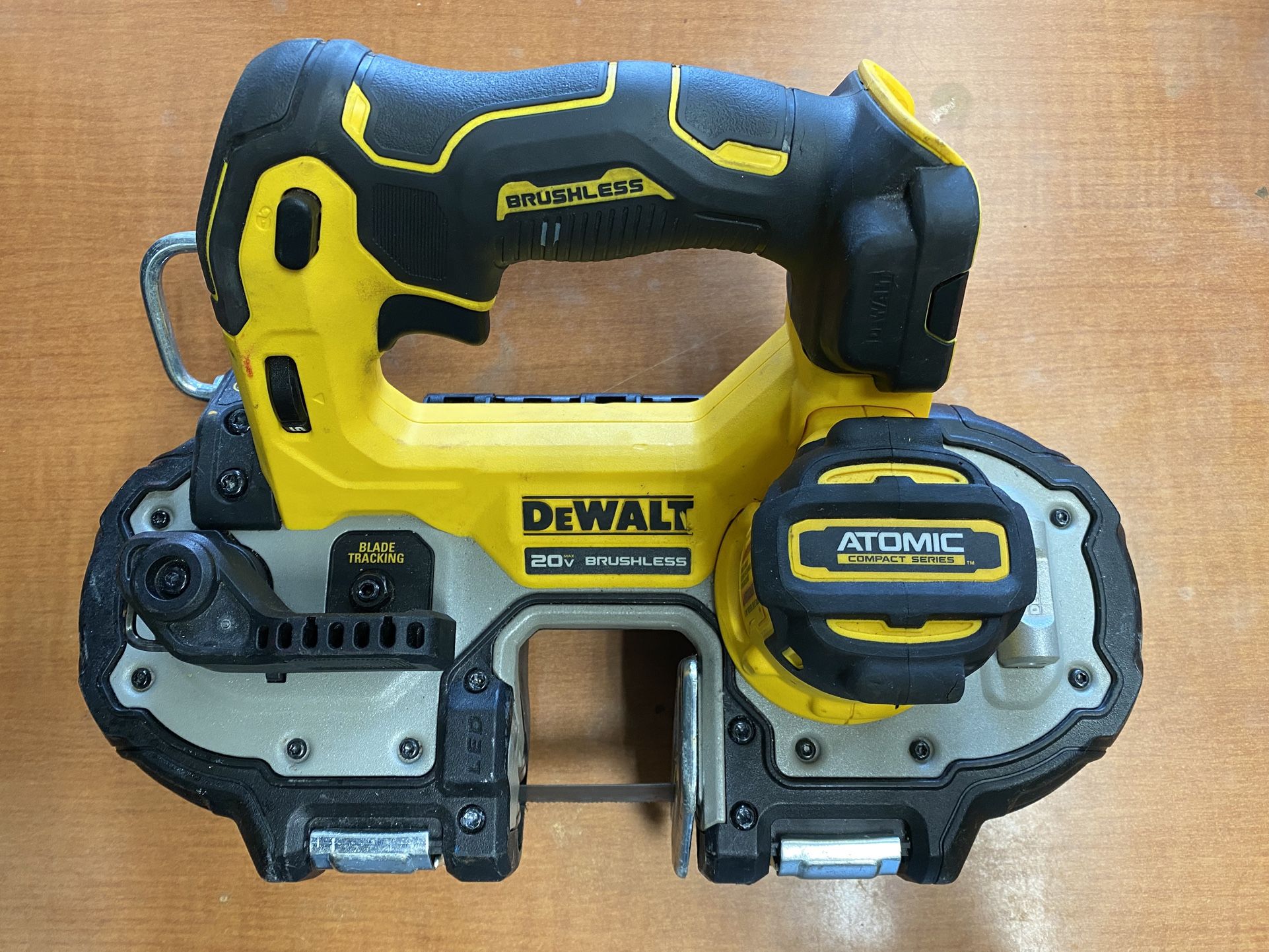 Dewalt 20V MAX Brushless 1-3/4" BandSaw (Tool Only) (DCS377B)