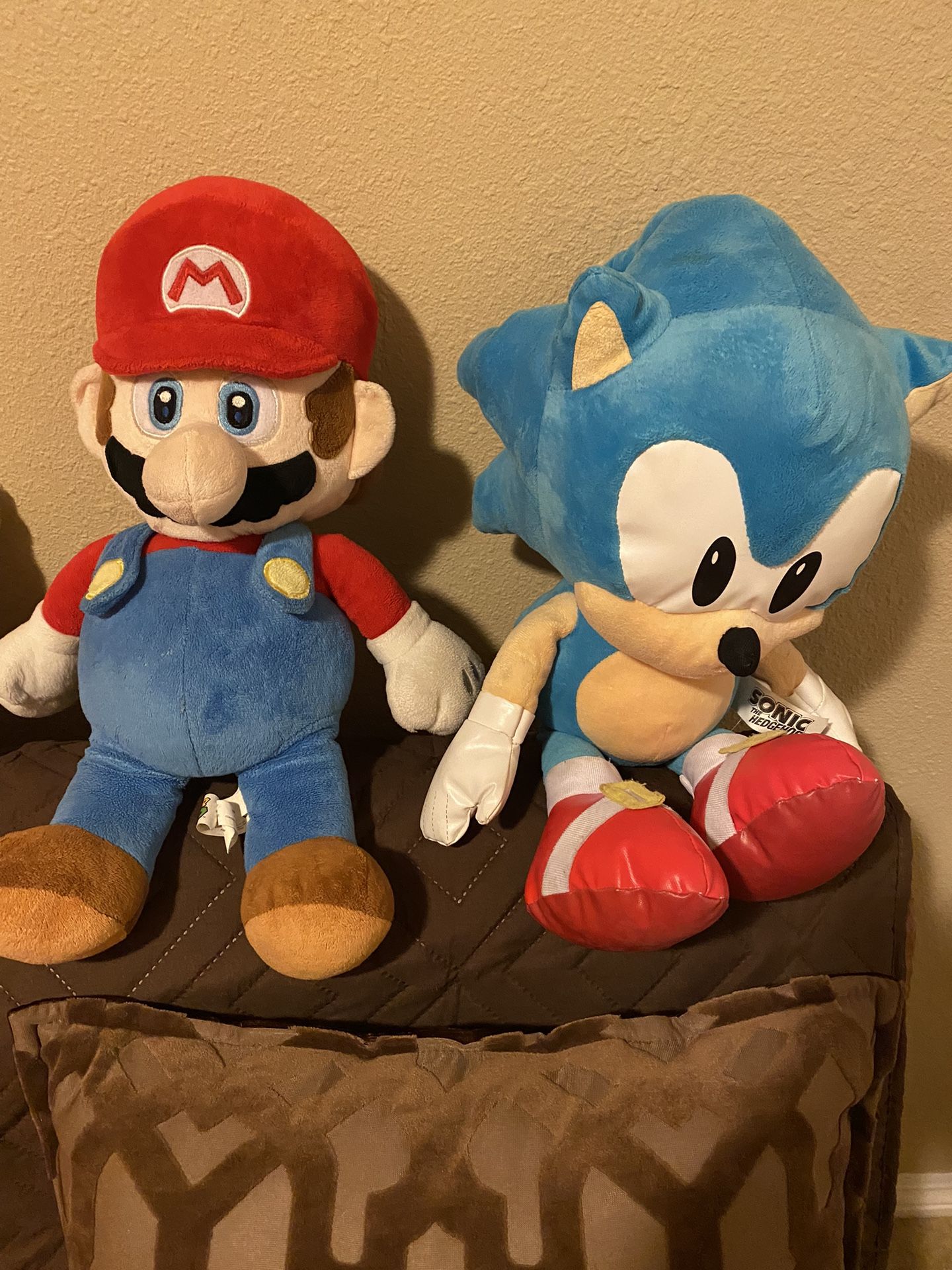 Mario & Sonic Plushies 