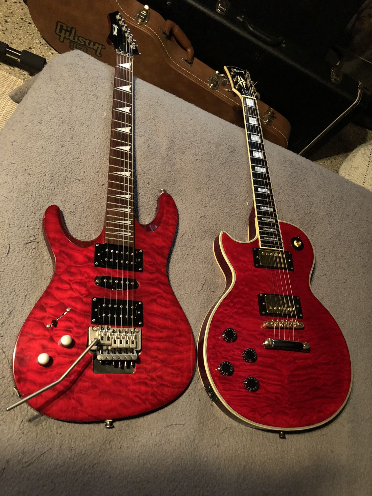 Lefty guitars.. perfect...