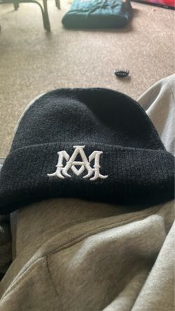 Amiri hat